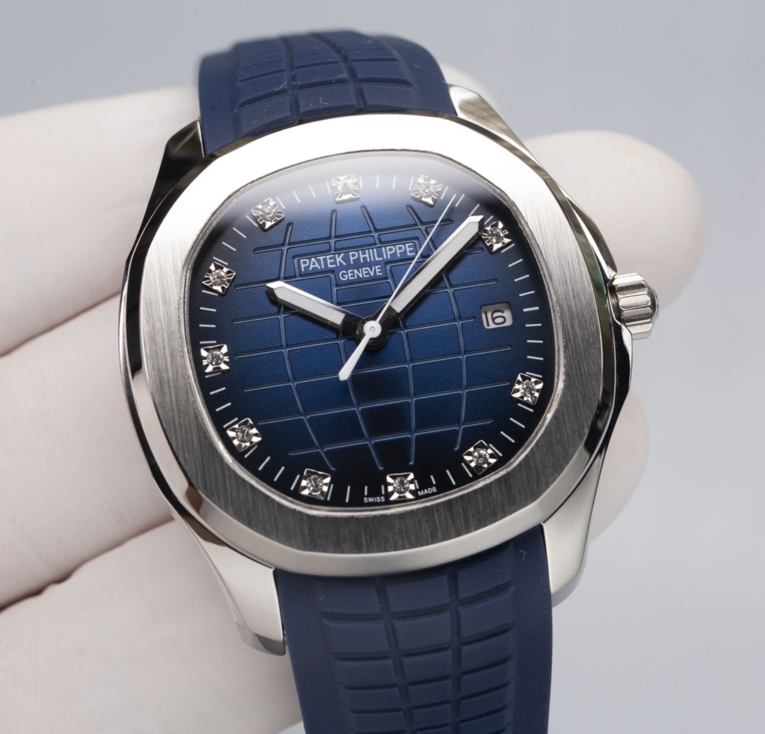 Patek Philippe Aquanaut 5168G-001